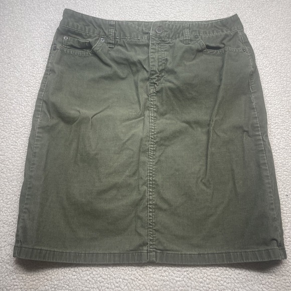L.L.Bean Dresses & Skirts - L.L.Bean‎ Skirt Womens 12 Green Favorite Fit Corduroy Straight Knee Length 0705